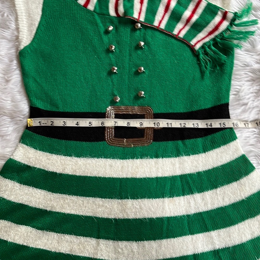Christmas Dress - Picture 13 of 14